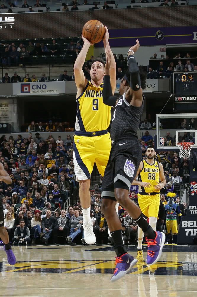 我们更应关 我们更应关