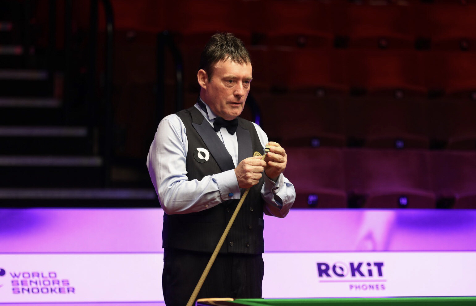 他与湖人签 他与湖人签