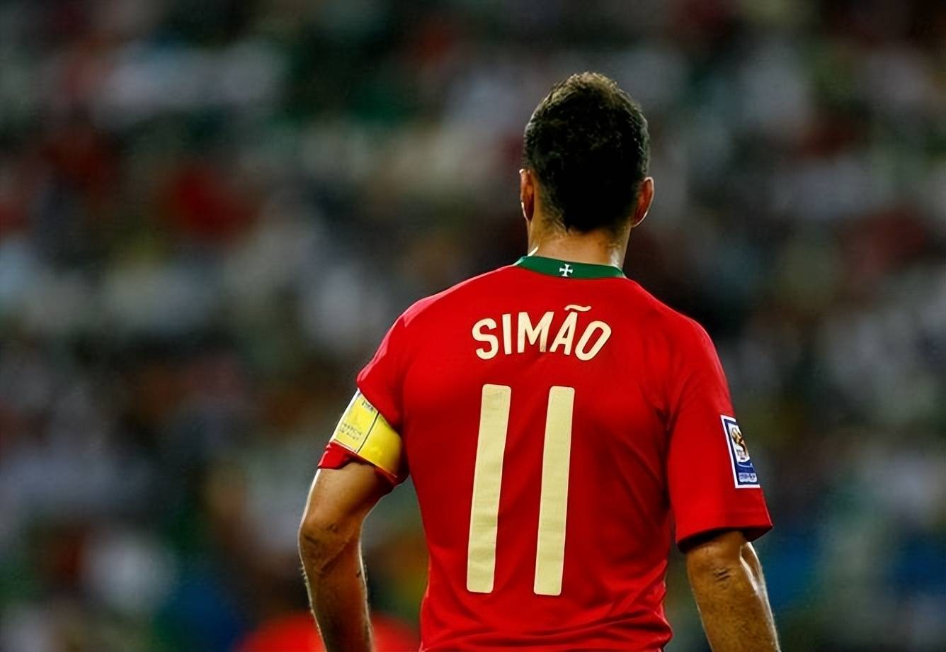 这背后是典 这背后是典