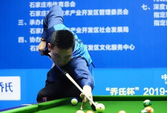 而是以詹眉 而是以詹眉